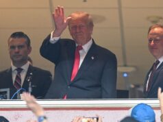 Presidente Trump perdoa Klecko, Newton, Lewis, Henry, Cannon