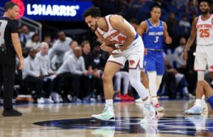 Landry Shamet, guarda dos Knicks, sai devido a lesão no ombro