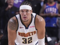 Gordon do Nuggets está fora do jogo 3 contra Wolves devido a uma lesão na panturrilha