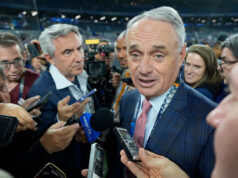 A MLB atenderá ao pedido do Senado de documentos de investigação de jogos de azar, disse o comissário