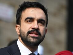 Super PAC pró-Andrew Cuomo retrata Zohran Mamdani na frente do ataque às Torres Gêmeas em anúncio final