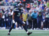 O novato dos Seahawks, Nick Emmanouri, ganha o prêmio de Estreante da Semana