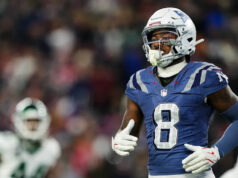 Stefon Diggs revelou que tocou com um dedo quebrado