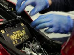 É seguro substituir a bateria da sua moto por uma com mais potência?