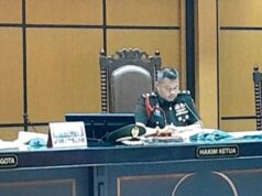 As costas da vítima foram chicoteadas repetidamente