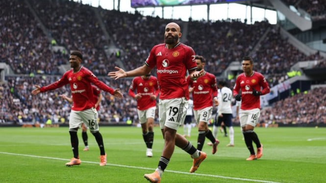 690f41b5a15f5-pemain-manchester-united-bryan-mbeumo_665_374.jpeg