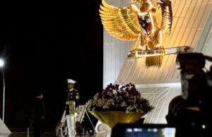 O Presidente Prabowo convida a nação a não esquecer os serviços dos heróis ao liderar a cerimônia no TMP Kalibata