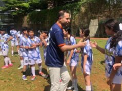 Ore em Istiqlal, continue treinando alunos