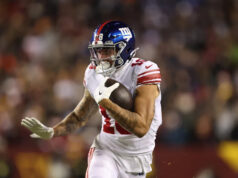 Os Giants trazem de volta WR Isaiah Hodgins