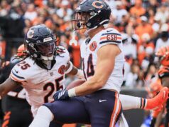 Kyle Monangai teve uma reação hilária ao TD vencedor do jogo dos Bears