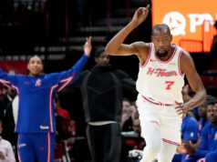 Durant fez 23 pontos na vitória do Rockets sobre o Wizards por 135-112, estendendo a derrapagem de Washington para 10 jogos.