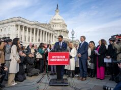 Câmara aprova projeto de lei exigindo que o governo libere arquivos de Epstein | Política