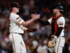 Patrick Bailey, do SF Giants, e Logan Webb anunciam os vencedores do Gold Glove Award de 2025