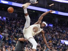 Jimmy Butler evita lesão de queda assustadora e desencadeia o ataque dos Warriors sem Curry – The Mercury News