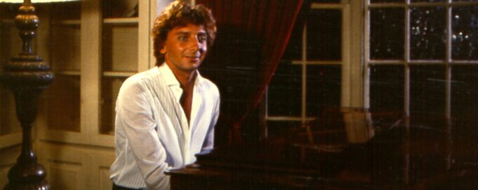 Barry-Manilow.jpg