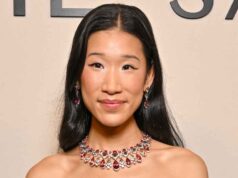 A influenciadora Becca Bloom bebe cuspe de pássaro no café da manhã ‘todas as manhãs’