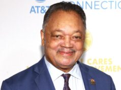 Jesse Jackson é hospitalizado após ser diagnosticado com paralisia supranuclear progressiva
