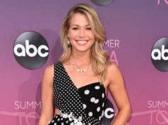 A solteira Krystal Nielsen está segura após complicações no parto