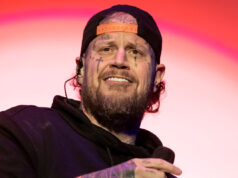 Jelly Roll diz que foi retratado em sua turnê Down Under: “Nunca fui visto como um criminoso”