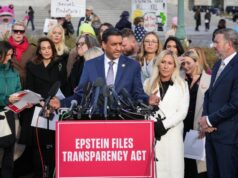 Roe Khanna apresenta aprovação do projeto de lei de Epstein