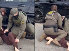 Na câmera: mulher norte-americana é arrastada para fora do carro e presa ao chão após colisão com agentes federais | Notícias do mundo