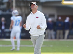 LSU atraiu Lane Kiffin de Ole Miss para playoff virtual