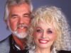 MÚSICA COUNTRY TIME MACHINE: Dolly Parton e Kenny Rogers realizam um dueto que desperta especulações sem fim e memórias duradouras em sua alma.