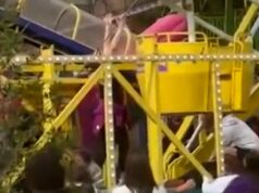 Duas meninas são atiradas de uma roda gigante em uma feira da Louisiana