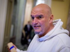 Fetterman recebe apoio do MAGA após cair do lado de fora de sua casa na Pensilvânia