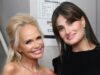 Kristin Chenoweth aborda rumores de rivalidade entre ela e Idina Menzel