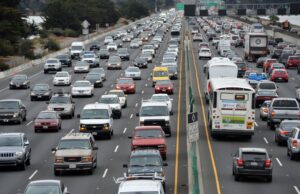 I-80 está fechada em Travis Boulevard