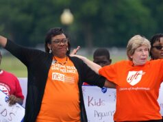 Sindicatos de professores gastaram US$ 1 bilhão em política, não em salas de aula, diz relatório