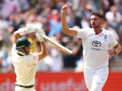 Os jogadores de boliche da Inglaterra finalmente encontram o comprimento certo