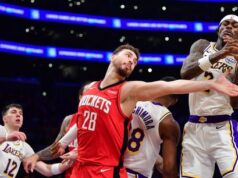 Os problemas defensivos e o esforço letárgico do Lakers no dia de Natal levaram à terceira derrota consecutiva