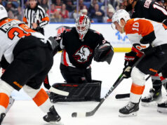 10 observações: Os Flyers desperdiçam um começo forte, perdem vantagem e caem para os Sabres de forma humilhante