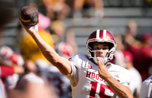 Fernando Mendoza, de Indiana, junta-se a Davey O’Brien como melhor QB do país em outro grande prêmio