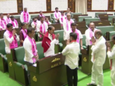 Em meio à guerra de palavras, rara bonomia na assembleia de Telangana enquanto Revanth Reddy cumprimenta KCR | Notícias de política