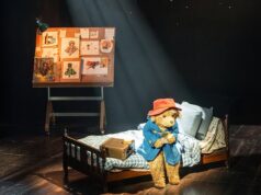 Magia da marmelada! Paddington The Musical é uma fofura fora de escala… PATRICK MARMION revê a noite de abertura no Savoy Theatre de Londres
