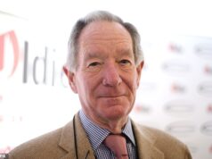 ‘Eu odiei de todo o coração quem fez isso’: o veterano locutor Michael Buerk sobre as cenas horríveis que testemunhou em Lockerbie na manhã seguinte ao ataque terrorista mais mortal da Grã-Bretanha