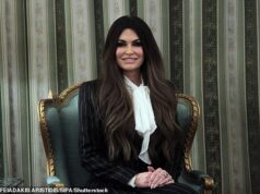 A amarga reação de Kimberly Guilfoyle ao noivado de Don Jr com Bettina Anderson enquanto a ex desprezada insiste que ela ‘quer o melhor’ para o primeiro filho