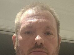 Pai e filho telhadores cowboys que fraudaram seus clientes em £ 500.000 são presos após golpe contra 48 famílias