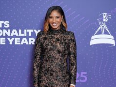 Denise Lewis, 53, impressiona com um vestido de renda preto semitransparente no prêmio BBC Sports Personality Of The Year, depois de quebrar o silêncio sobre o divórcio do marido há 17 anos