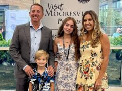 Vídeo aterrorizante mostra jato transportando o piloto da NASCAR Greg Biffle e sua família explodindo em chamas