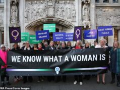 A ministra do Trabalho, Bridget Phillipson, BLOQUEIA as novas orientações da CEDH sobre espaços exclusivos para mulheres, alegando que são ‘exclusivos para trans’