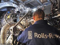 Os trabalhistas alertaram sobre o futuro das ‘joias da coroa’ do Reino Unido, enquanto a Rolls-Royce ameaça construir motores no exterior