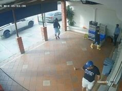 O momento horrível que o ex-jogador de futebol internacional, de 33 anos, é baleado à queima-roupa por dois homens armados depois de implorar por misericórdia