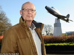 Como o pequeno aeroporto se tornou uma das capitais dos jatos particulares da Grã-Bretanha em meio a planos de DOBRAR todos os voos de luxo… mas os vizinhos NÃO estão impressionados