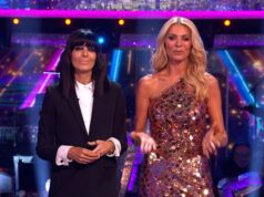 Tess Daly e Claudia Winkleman abrem seu último show do Strictly Live no início da final deste ano