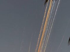 Aviso de ‘risco extremo à segurança’ da FAA após TRÊS jatos de passageiros em pânico para evitar a explosão do foguete Musk