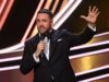 Jason Manford é considerado um ‘s*** Jimmy Tarbuck’ e acusado de ‘refazer material’ enquanto apresentava o Royal Variety Performance